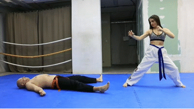 Underground fights H4K. Naomi vs Boris